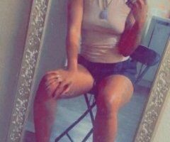 mothers day specials bring sum roses for this milf - Image 3