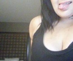 cock-hungry BRAT 💔 deep throat QUEEN 😘 - Image 8