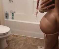 Kansas City escorts - Good Vibes Only Ms Sexy Redbone! Come find out for yourself cuz if u dont have haters you not doing something right😝🙄😴🥴😻! Its all love and peace this way tho wit a deep throat and juicy 💦🔥😻to go wit it!