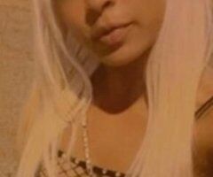 Sacramento escorts - hot babe alert