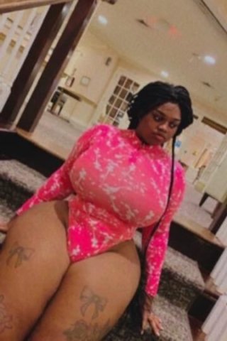 I NEED TO BE FUCKED GOOD 💦💦 IM SO HORNY AND WET - 1