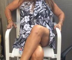 latina - Image 4