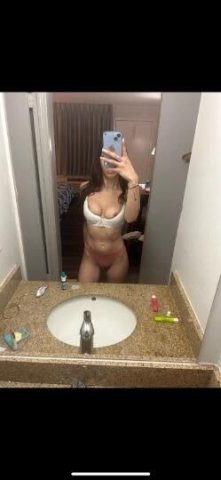 👅💦Albanian hotty 💦 Outcalls Only - 1