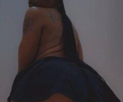 submissive good girl I listen daddy 😌Throat god from philly‼‼ come take a dive in this W.A.P i'm offering incalls , cardate , i'm very flexible come bend me into any postitions 😍🙈‼ very clean, very discreet - Image 1