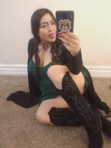 XXX Pornstar Available - 1
