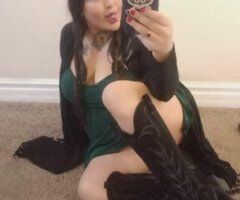 XXX Pornstar Available - Image 1