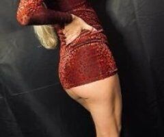 Toledo escorts - blonde pretty face slim waist OUTCALL ONLY