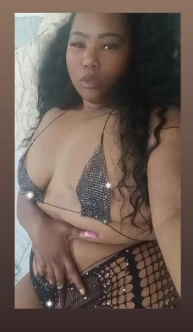 HEY THERE 😍 BLASIAN BBW😍💦HERE FOR A GOODTIME NOT A LONG ONE💦💦New in town,comes see me Room available for Incalls amd OUTCALLS to all areas 🩷🩷Ask about my special 😉 - 1