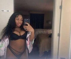 Curvy and sweet🍭ebony 🍪treat😛🍬✨BACK IN TOWN‼‼Wet, tight, and warm pussy ready for you😘💦 - Image 2
