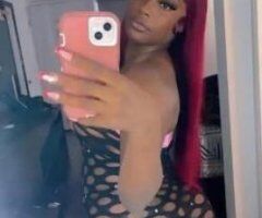 HOT NEW BABE🩵 - Image 2