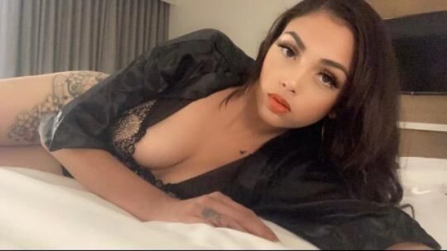 ⭐ Latina Godess wont disappoint ⭐ - 1