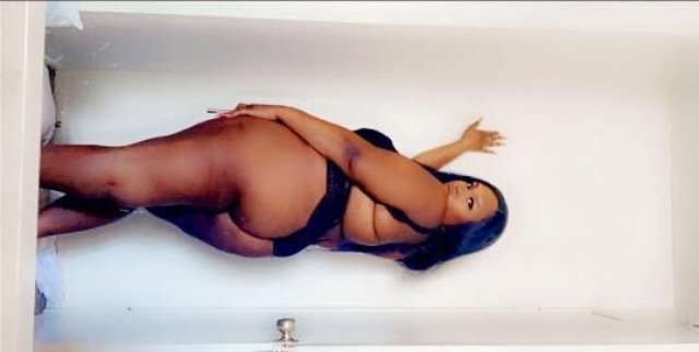 The Real Peaches 😍 WETT MOUTH WETTER PUSSY👅SOUL SNATCHING BACK SHOTS 🤭 - 1
