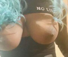 🎤🎤I love HittinG The MIC🎤JerKing The🎤🎤LIckinG The MiC🎤SUckiNg The Mic🎤Jada Gives The Best Top🎤 - Image 2