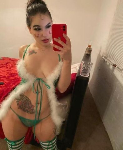 hot brazilian queen available 24/7 ❤hot videos 💕🥵🔥Facetime play 😉😍😍bet you'll cum in 2min - 1