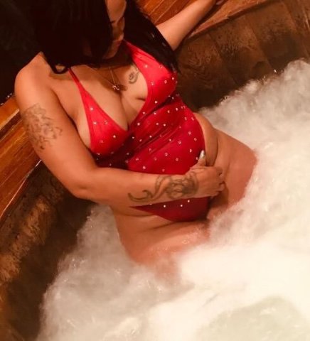 seeking for something sweet.....im your treat - 1