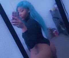 big booty red 💕😝 hot & ready - Image 1