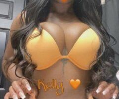 Olympia escorts - Two Chocolate Curvy Bombshells 🔥