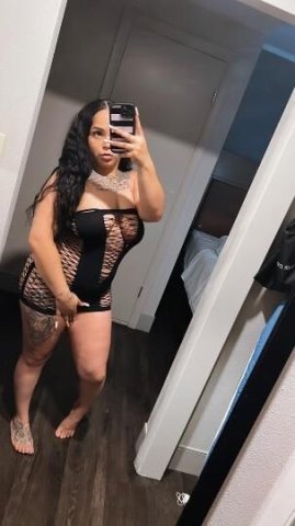 Bombshell hottie in town 😘 available 24hrs lets pla. - 1
