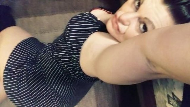 SHORT GIRLS DO IT BETTER-i am now mobile so outcalls only - 1