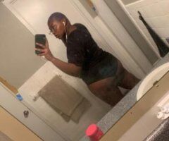Sexy Thick Chocolate Baby RealSweet aim too please 🤓😘 hmu and see if i catch your interests 😋 - Image 3
