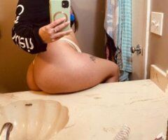 let me put this wet kitty on you (outcalls ONLY) - Image 3