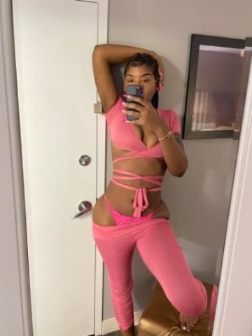 I'm HERE 👀Available Now 💗 Fayetteville and Surrounding Areas📍 Outcall ONLY 💗 NO Deposit - 1