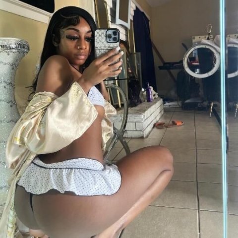 😌💙 SLIM THICK FREAK💦😻 AVAILABLE - 1