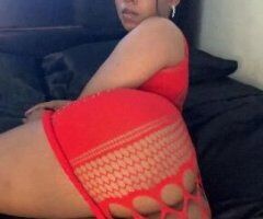Long Beach escorts - gentleman prefer naomii