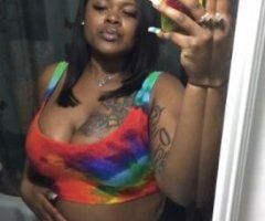 Galveston escorts - 2 BBWS