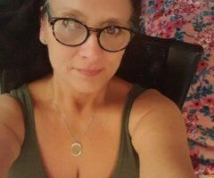 Baton Rouge escorts - Beauty and Brains