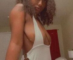 cum see me 💦💦👅☺🌹 - Image 6