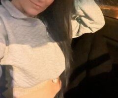 beauty with a booty, anywhere anytime anything ;) - Image 4
