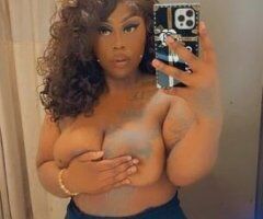 BIG ASS , BIG TITTIES , SQUIRTER , PRETTY FACE , PRETTY FEET - Image 3