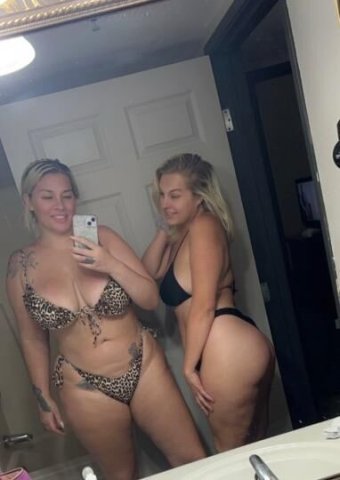 💖💗2 girls 💖💗 - 1