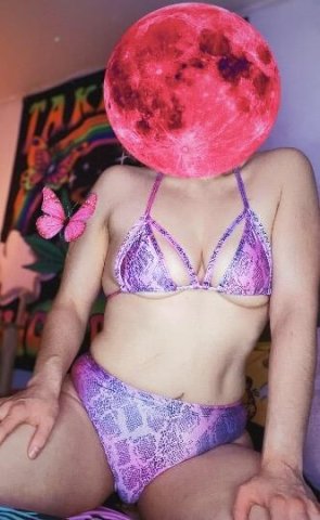 🍭🌞 Sneaky Link 👩🏼👙 - 1