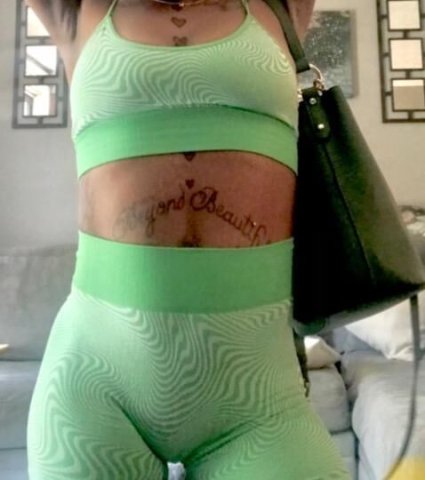 come Enjoy my Amazing Specials Tonight only!!!$130 Qv tonight only and $165 Hh 💕lil baby !😍is my Name and Sex is my Game ! worries baby I'll be your lil Secret whenever u Need to bust A Nut ! - 1
