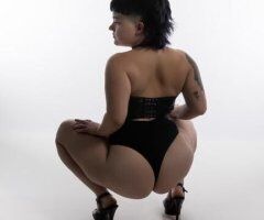 Asheville escorts - A natural flirt w a nice butt who wants you to touch it ❤