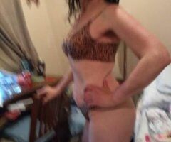 Memphis escorts - ll be your huckkeberry baby. Like fine wine I get better with age.