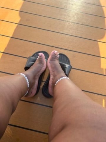 FOOT CONTENT ONLY! - 1
