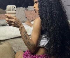 mature lady available - Image 2