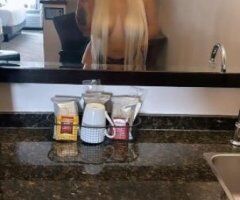 Honolulu escorts - NEW IN TOWN ❄Party Friendly💦😻ATF SQUIRTER