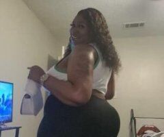 2 girl♀🫶🏾Sexyy BBW🍑🤪 - Image 1
