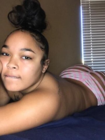 Thick yellow bone Pretty 👅🐱💦 - 1