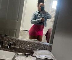 Thick yellow bone Pretty 👅🐱💦 - Image 2