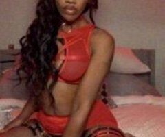 greek freak 😜 a sweet treat 😋cum play with me 🫦 - Image 1