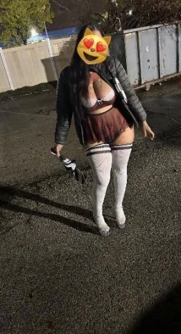 Your favorite Cali Girl 😍 100% Me or its Free 😘 NEW IN TOWN - 1