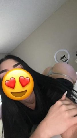 chica Caliente 24/7😈 - 1