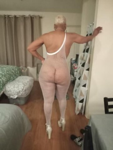 SWEET MAMA SUGA IS HERE TO TAKE YOU TO A PLACE WHERE YOU NEVER BEEN BEFORE AND GIVE YOU A FEELING U NEVER FELT BEFORE I DO BBJ SWALLOW LAP DDANCE HAND JOBS USE TOYS AND MASTURBATE FOR U - 1
