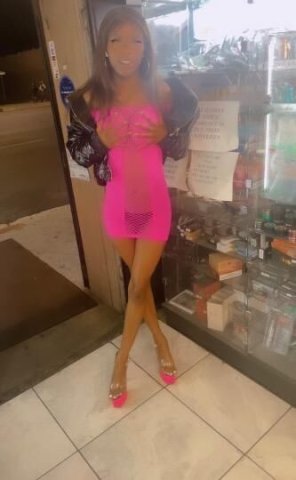 MINNIE 💋 COME SEE ME WHILE IM IN TOWN ❣ - 1