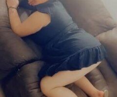 Phoenix escorts - in call💋out call💋beautifull brunette with natural DDD💋 greek💋 girl on girl 💋 anal💋 daty💋 I'm pretty open to anything💋 especially toys💋 im into just about anything💋ask me if you dare 😘
